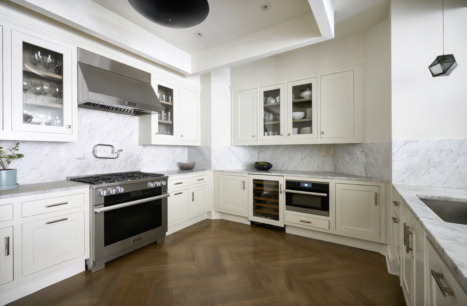 101 W 78TH Street 5B