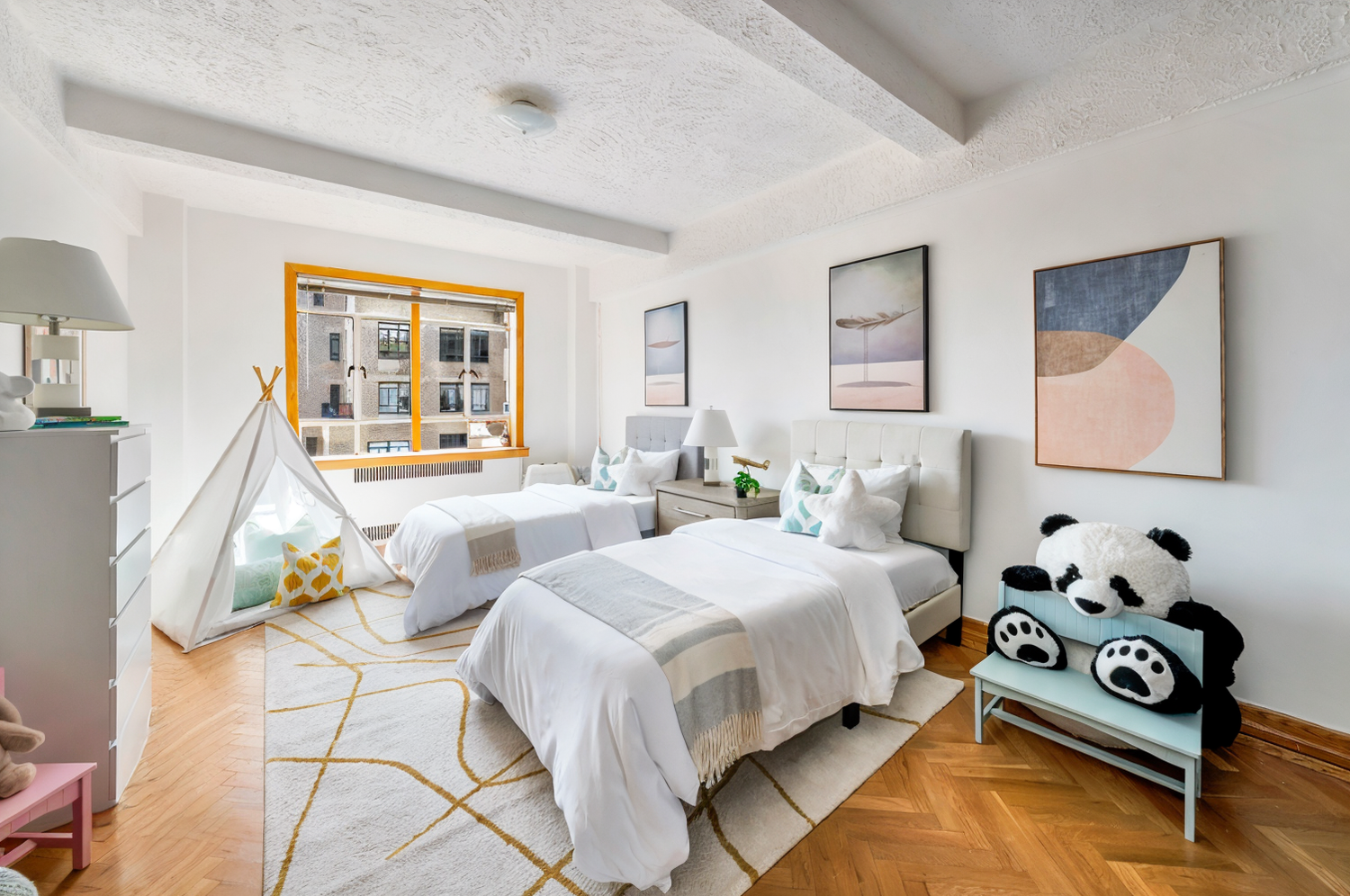 140 RIVERSIDE Drive 17LN