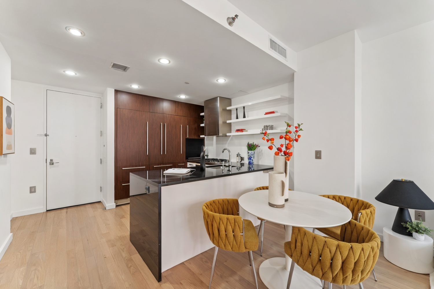 133 W 22ND Street 5J