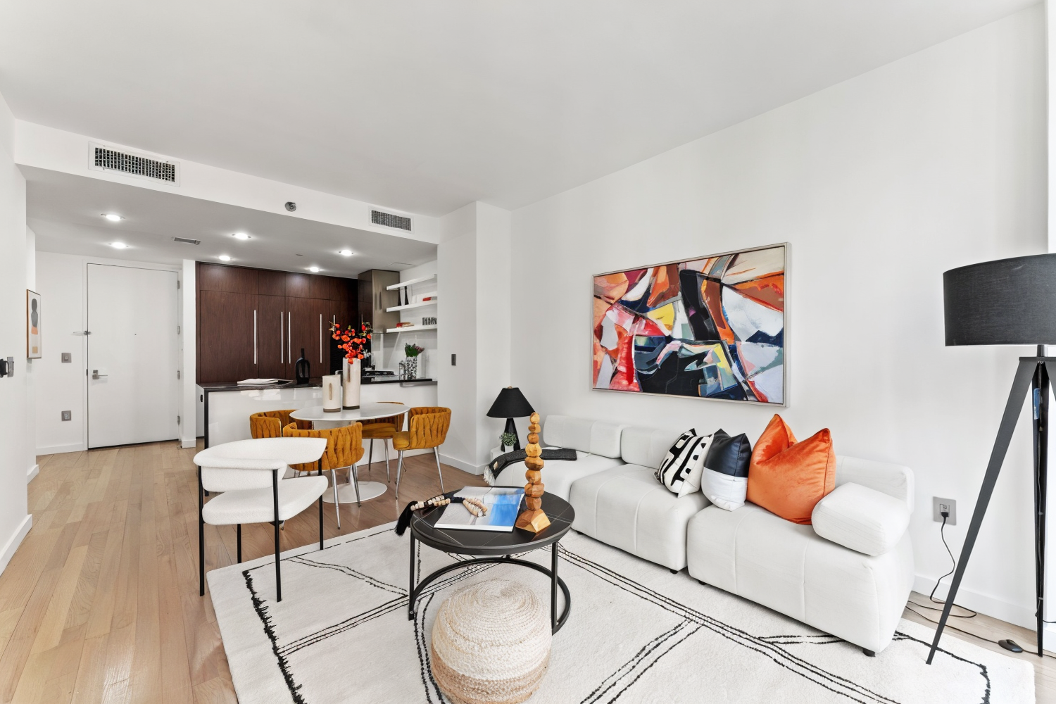 133 W 22ND Street 5J
