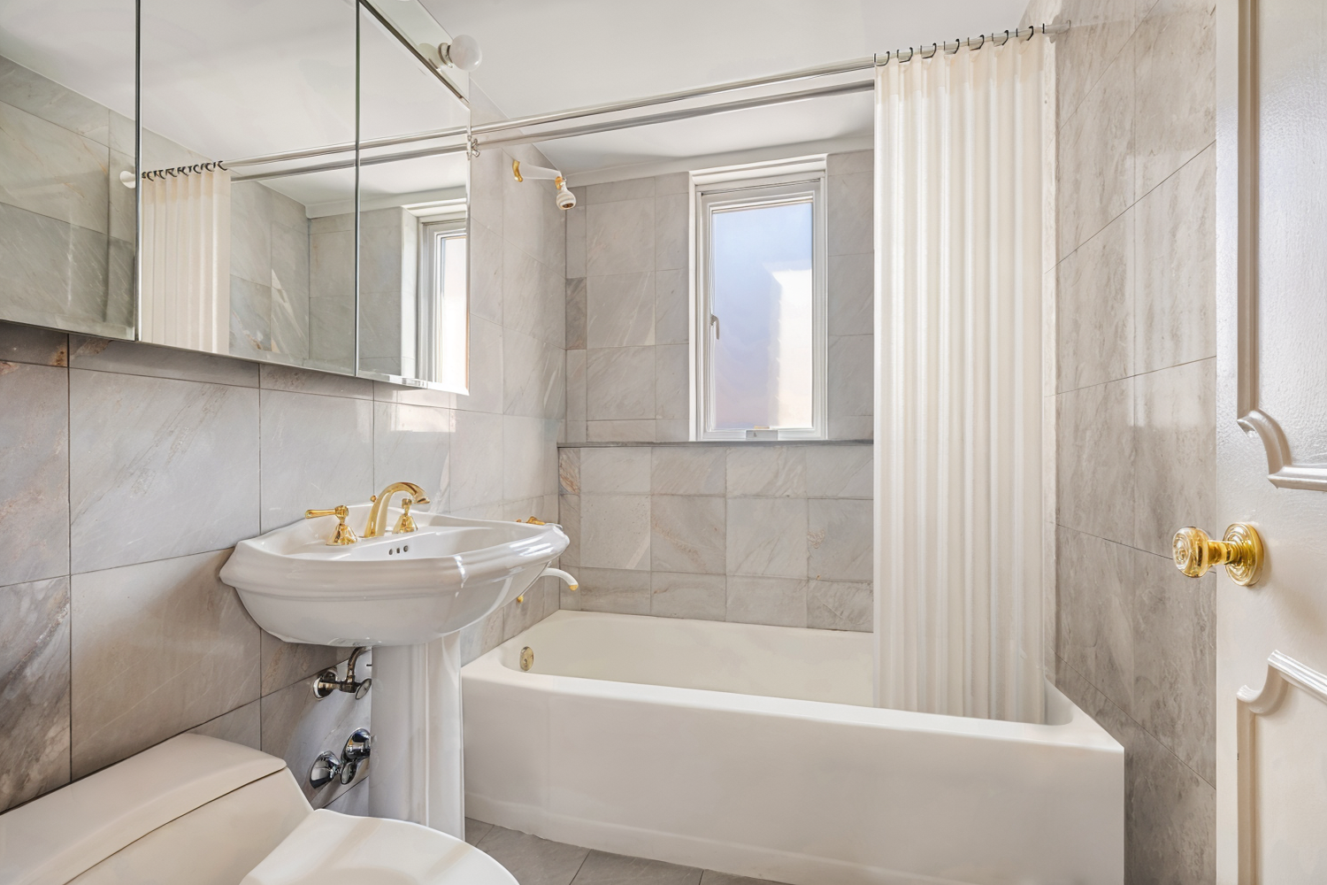 135 E 71ST Street 12A