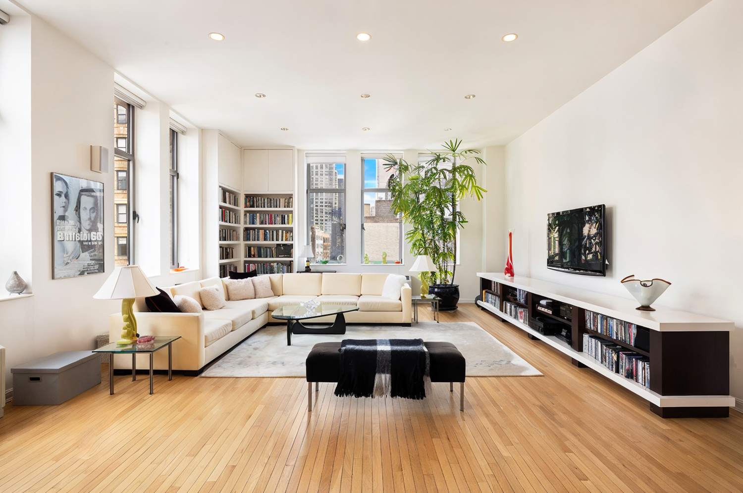 252 7TH Avenue 12I