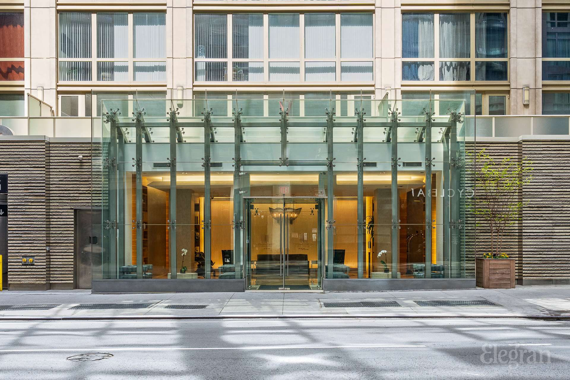 39 E 29th Street PH2B