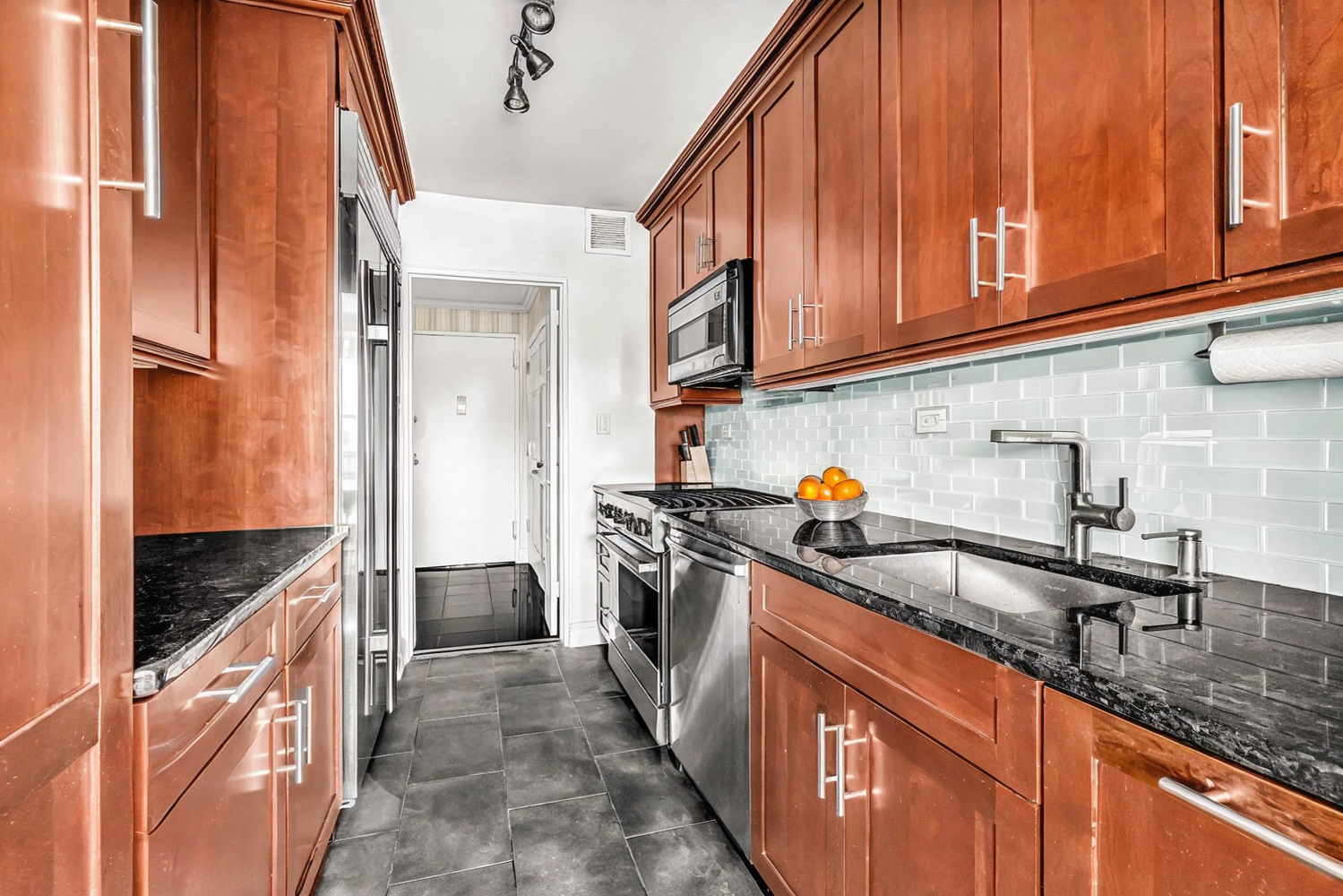 1199 PARK Avenue 10A