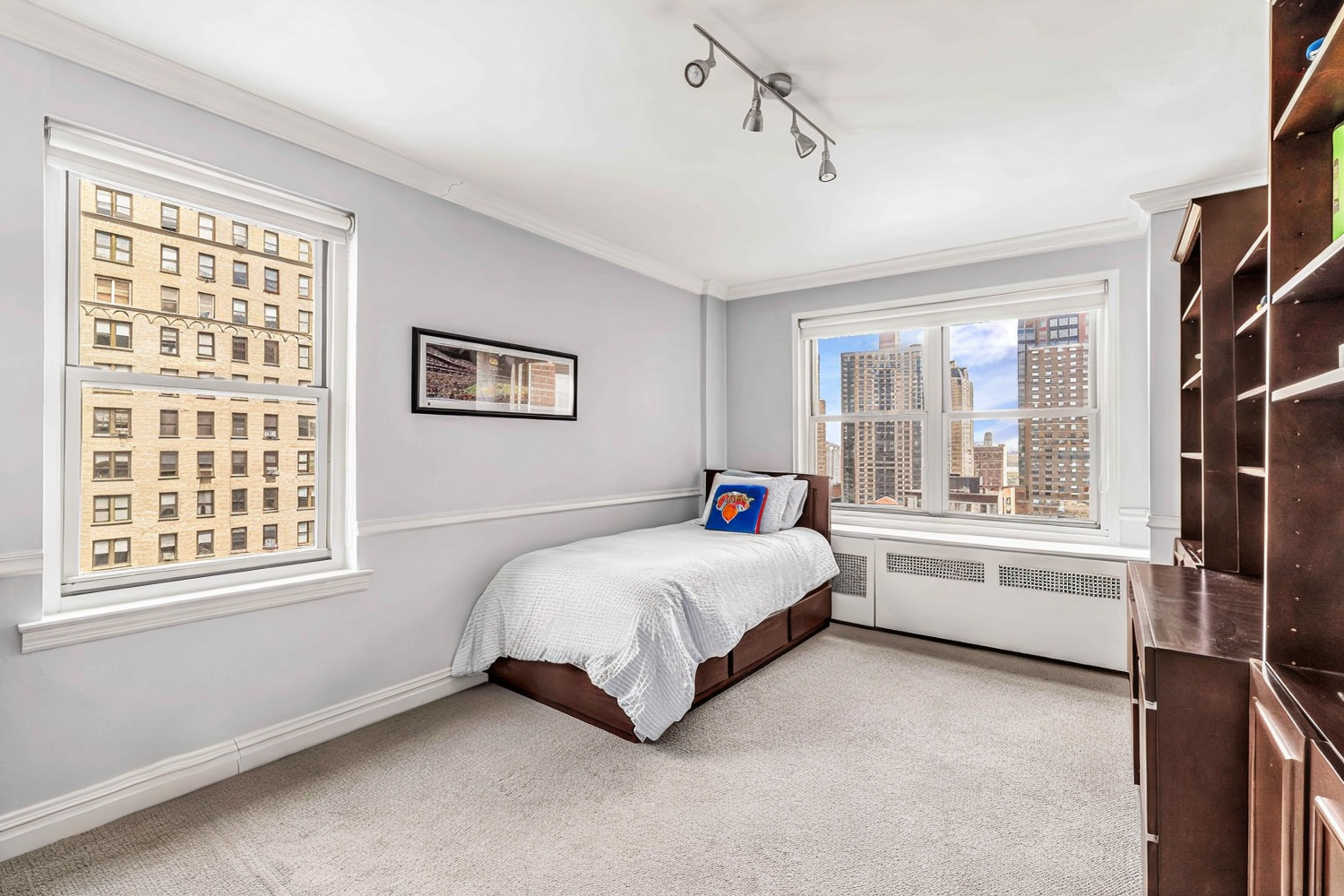 1199 PARK Avenue 10A