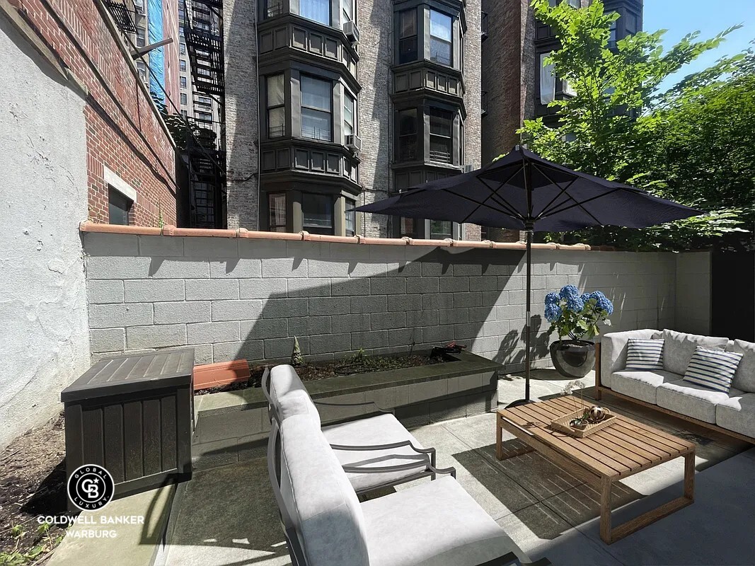 257 W 91ST Street GR