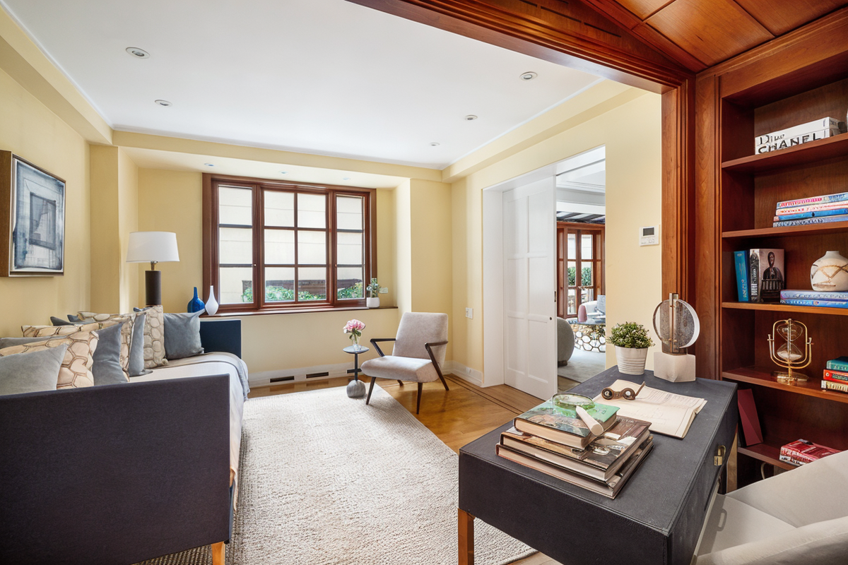 350 E 72ND Street 1A/2A