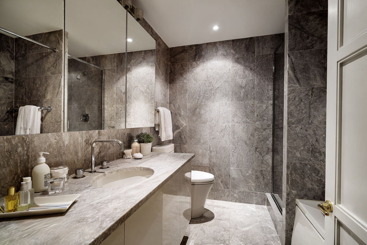 350 E 72ND Street 1A/2A