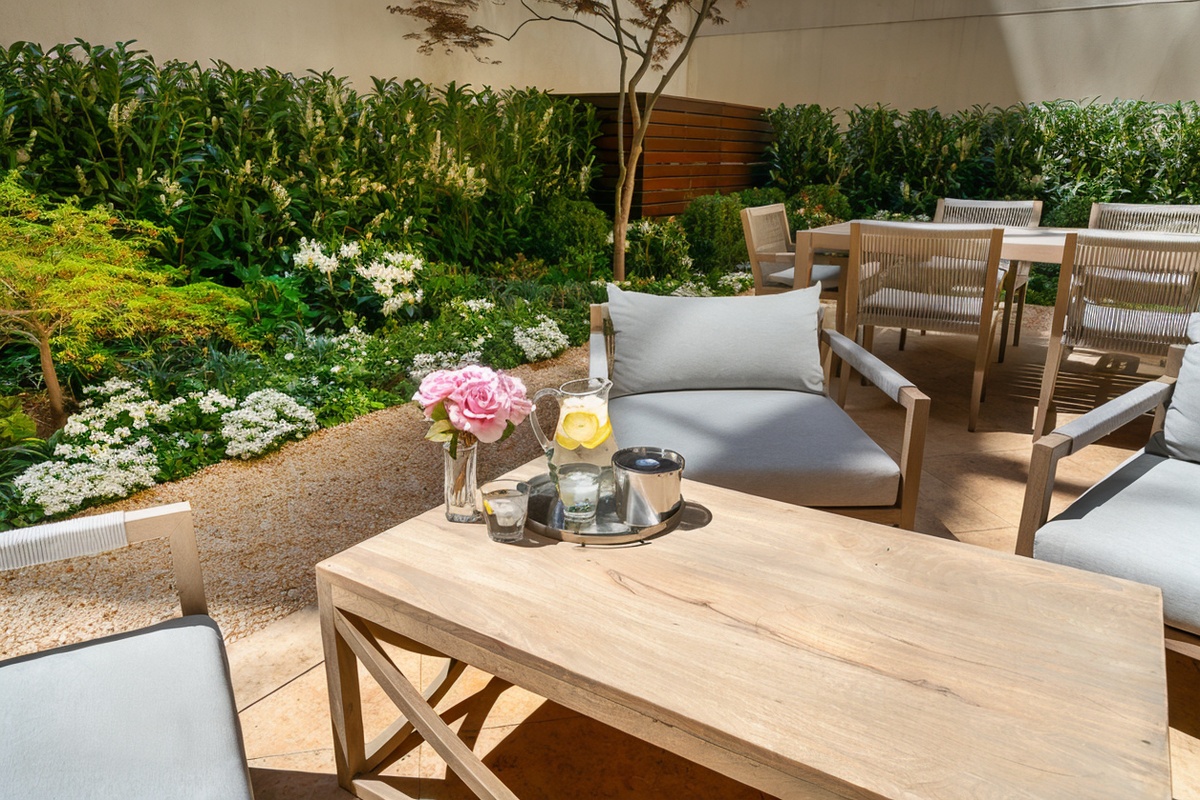 350 E 72ND Street 1A/2A