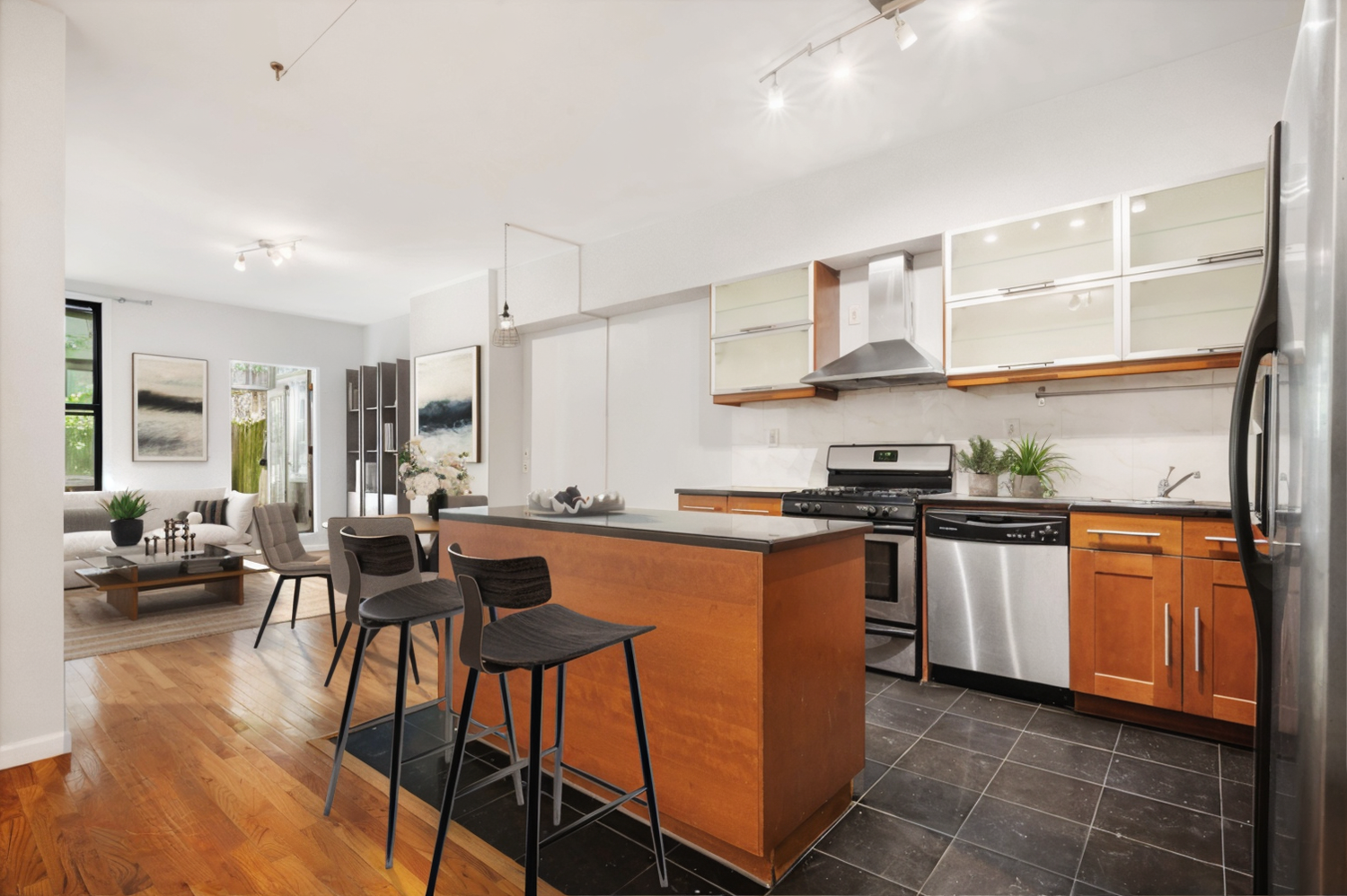 521 W 158TH Street GARDEN