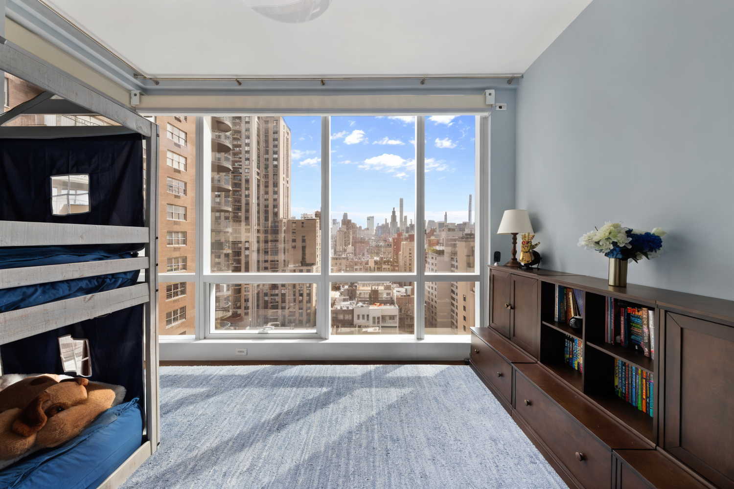 151 E 85TH Street 17J