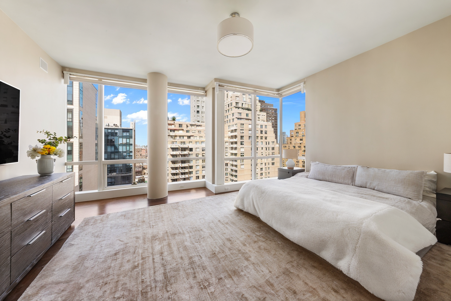 151 E 85TH Street 17J