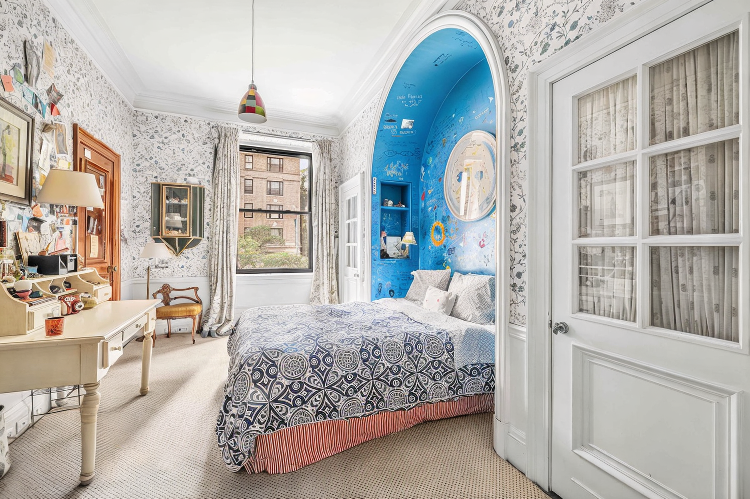 550 PARK Avenue 2E