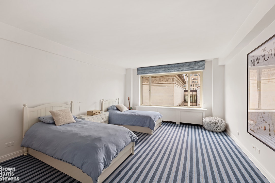 3 E 71ST Street 7/8C