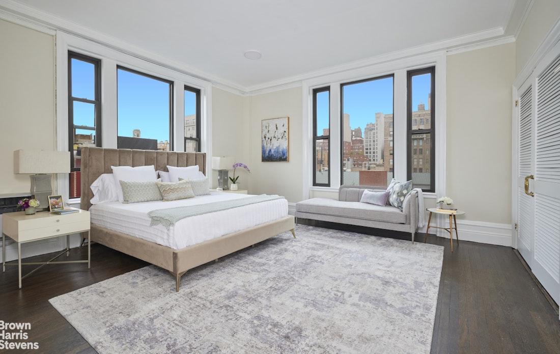 970 PARK Avenue 8N