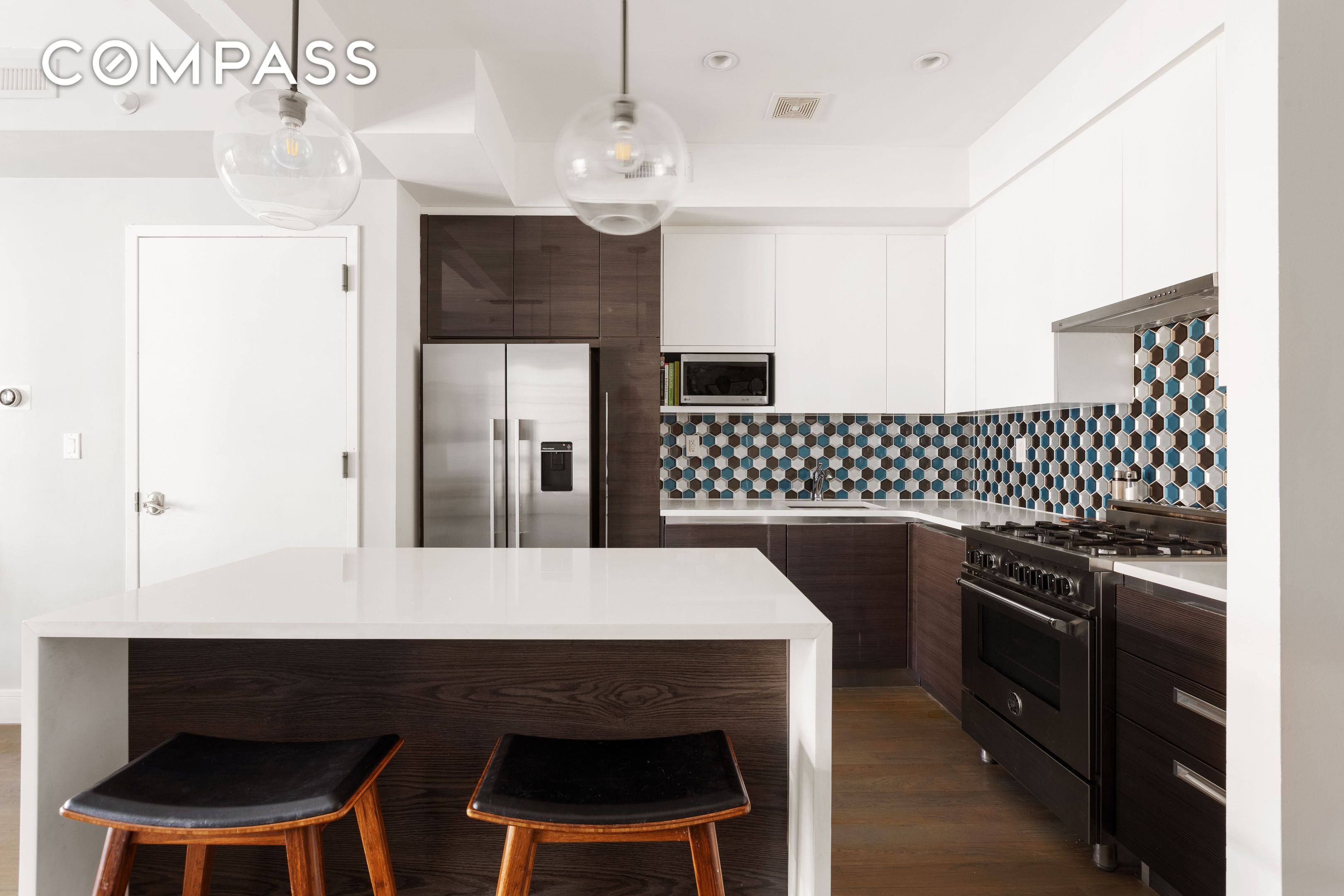 476 Hancock Street 3