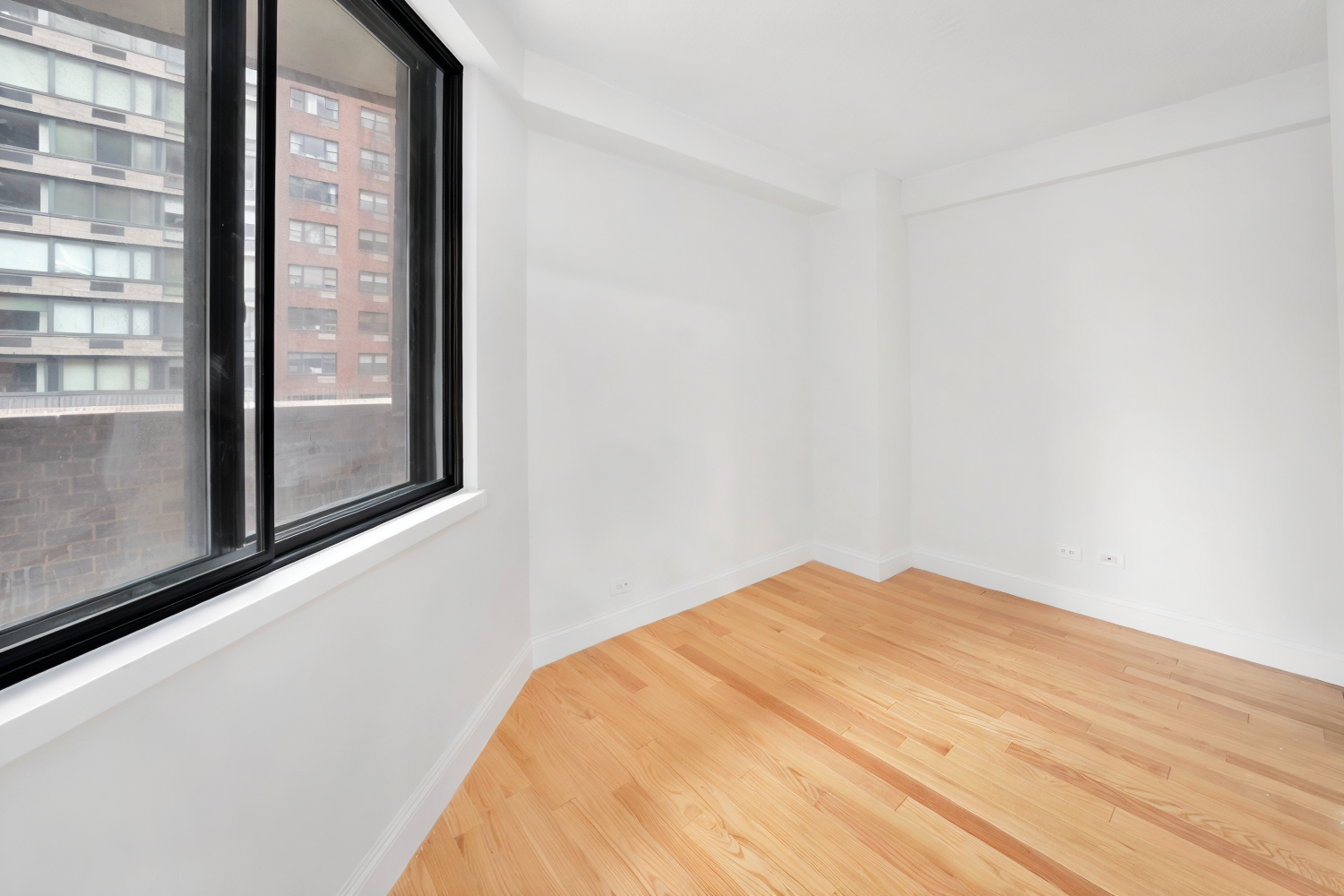 233 E 86TH Street 4A