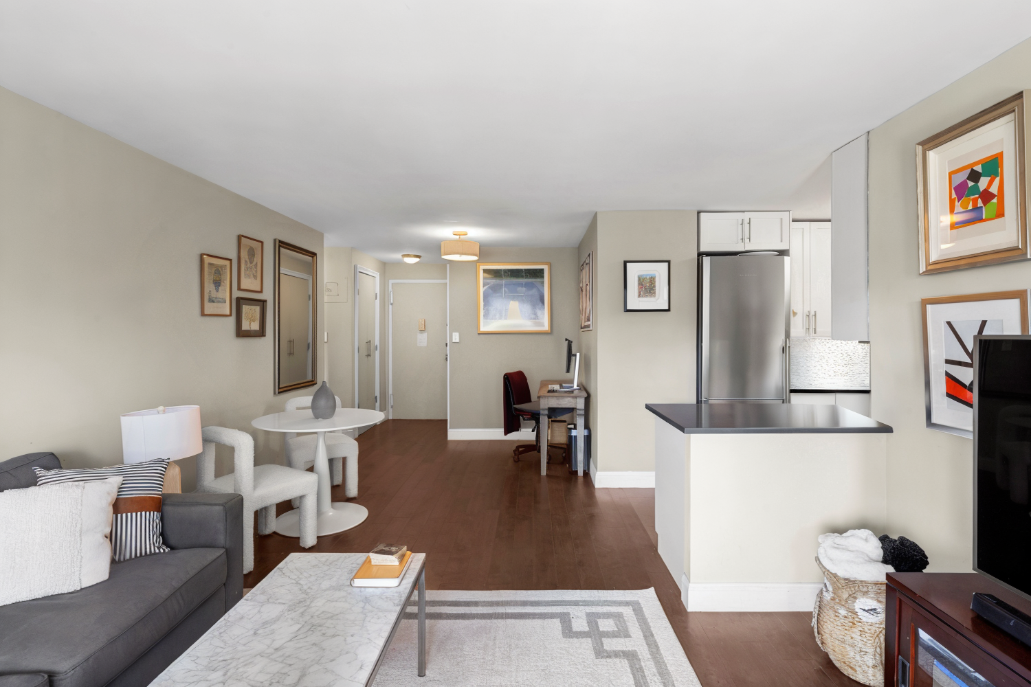 201 W 70TH Street 15G