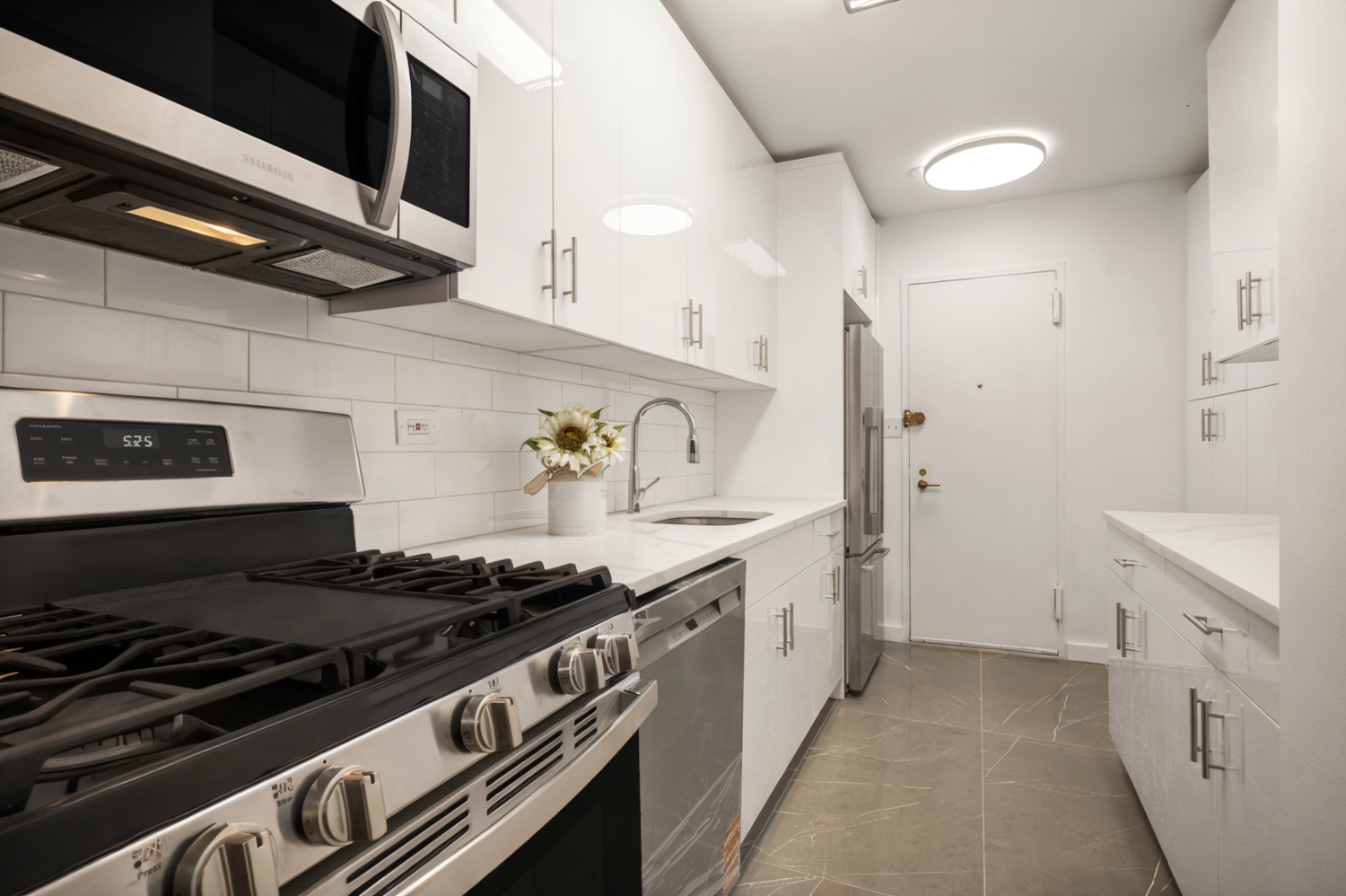 400 E 56TH Street 31J