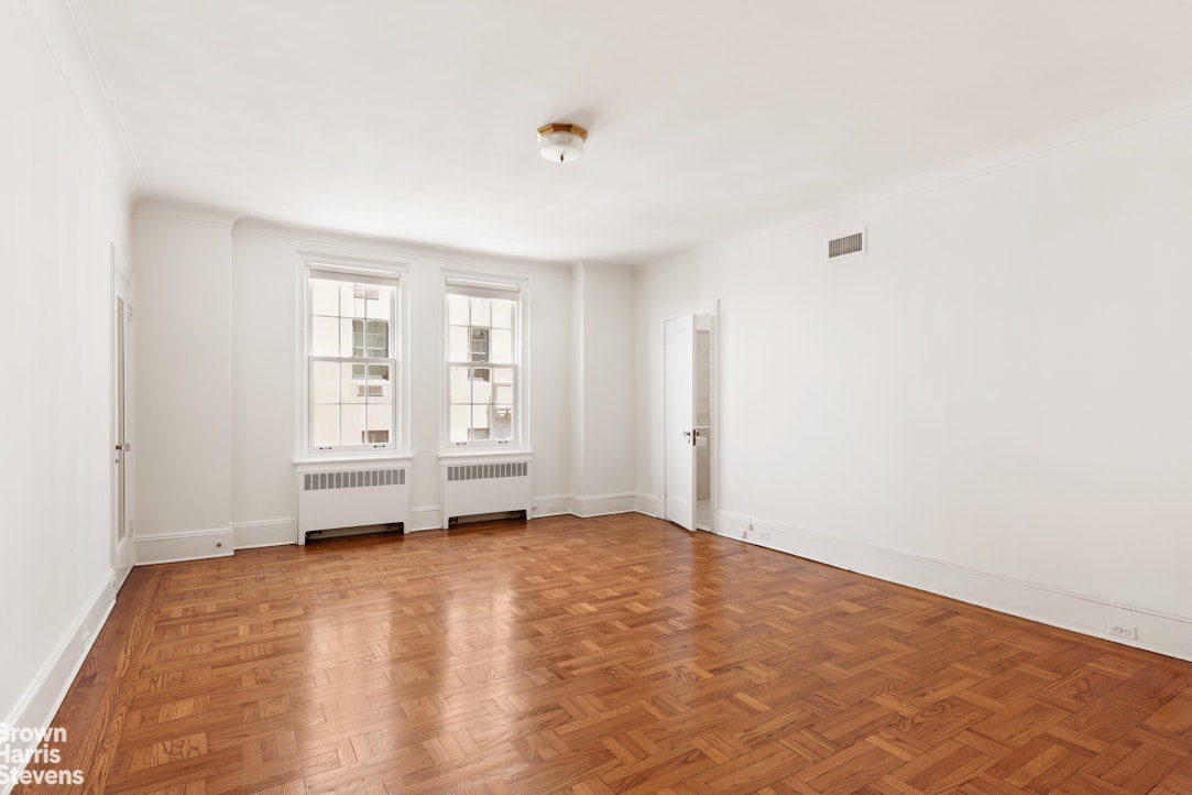 956 5TH Avenue 11THFLOOR