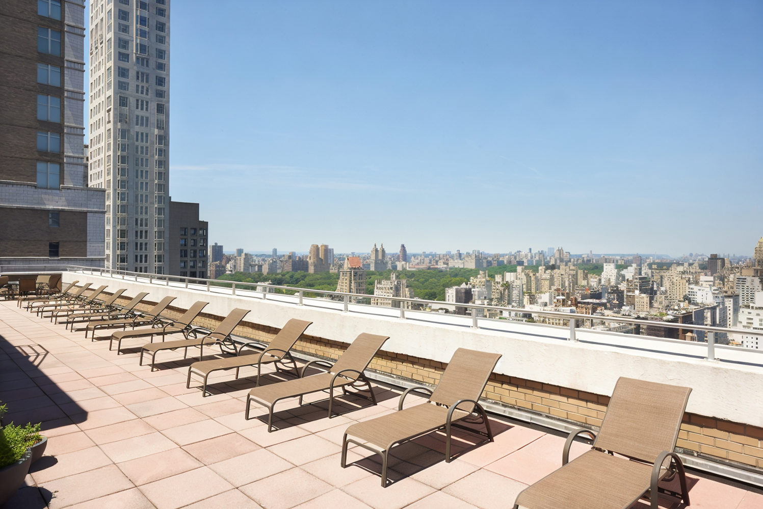118 E 60TH Street 7B