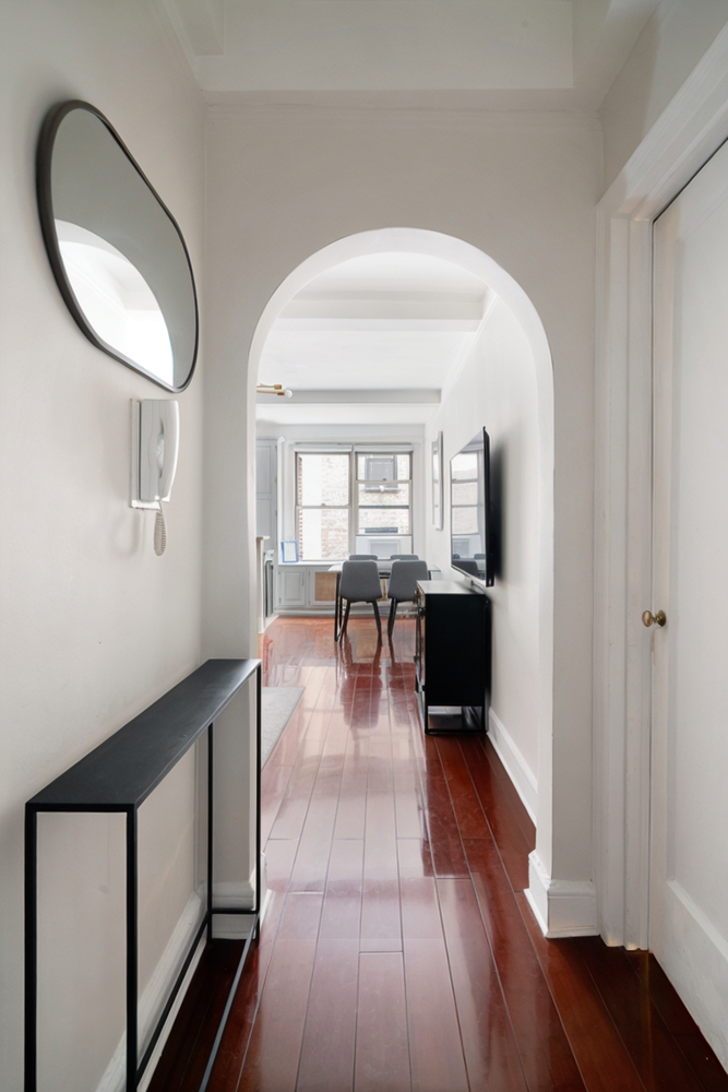 60 GRAMERCY Park N 6J