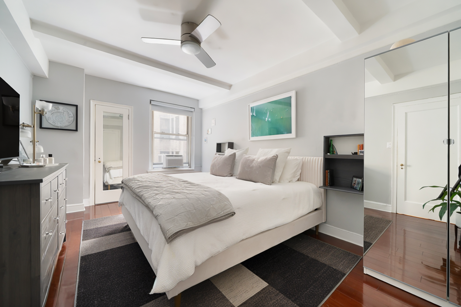 60 GRAMERCY Park N 6J