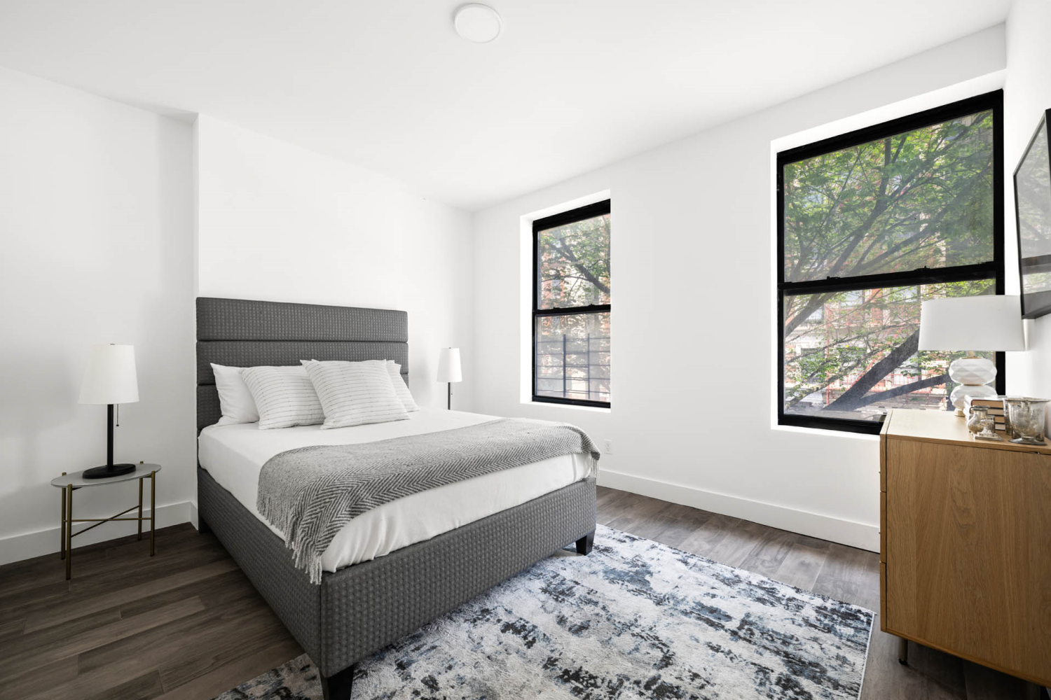 411-421 MANHATTAN Avenue 4