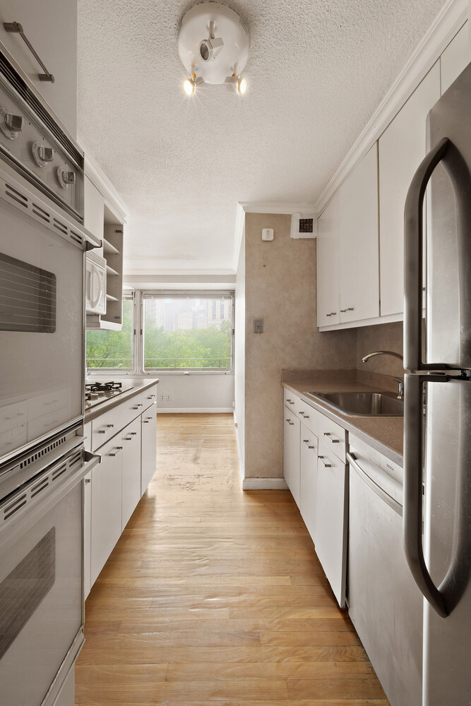180 PARK Row 5B