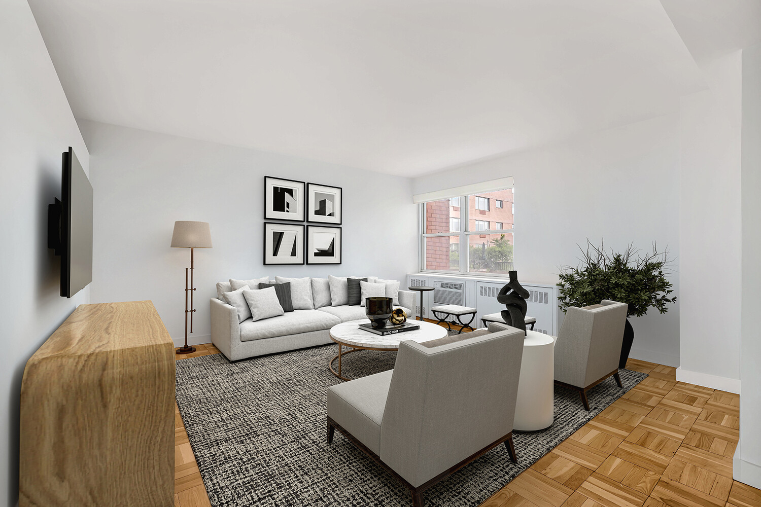 25 SUTTON Place S 2L