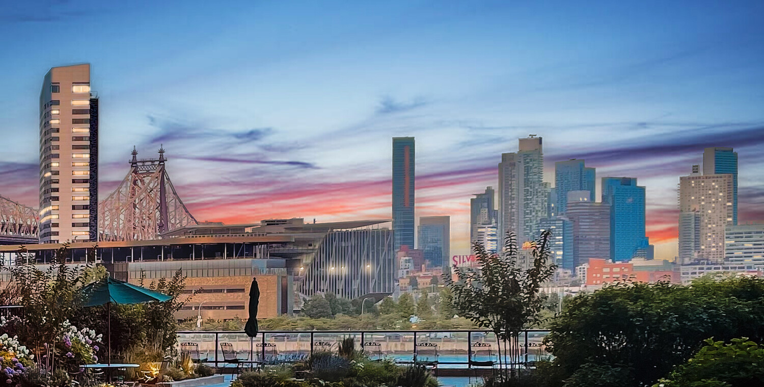 25 SUTTON Place S 2L