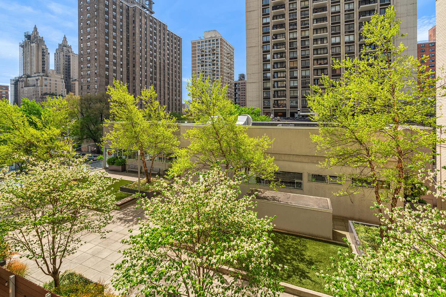 100 W 93RD Street 8E
