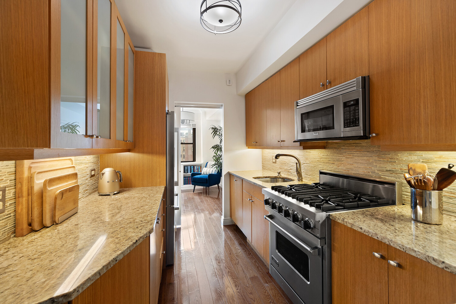 165 E 72ND Street 16D