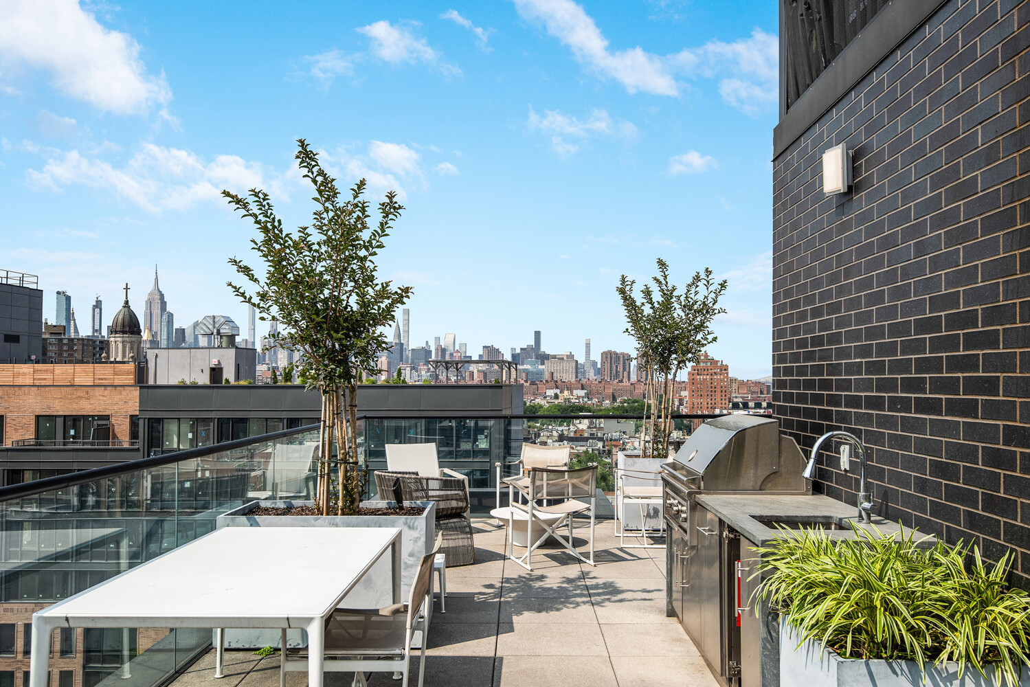 287 E HOUSTON Street 4B