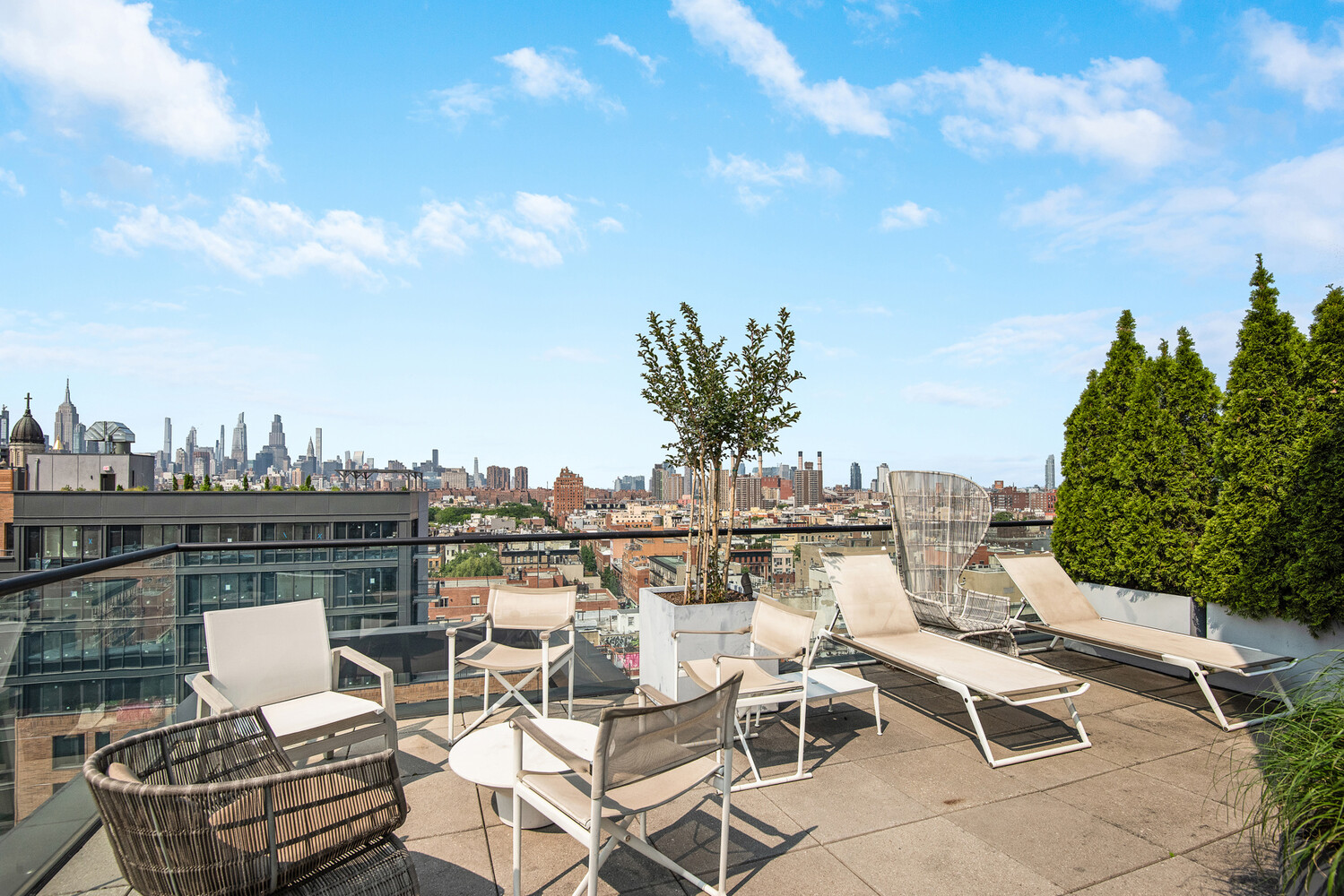 287 E HOUSTON Street 4B