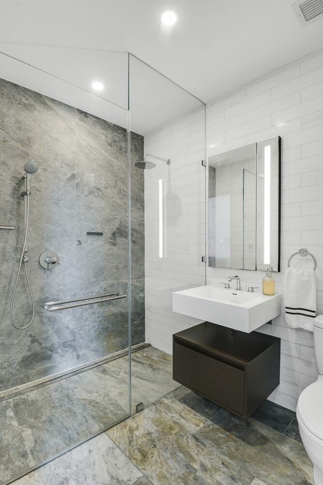 287 E HOUSTON Street 4B