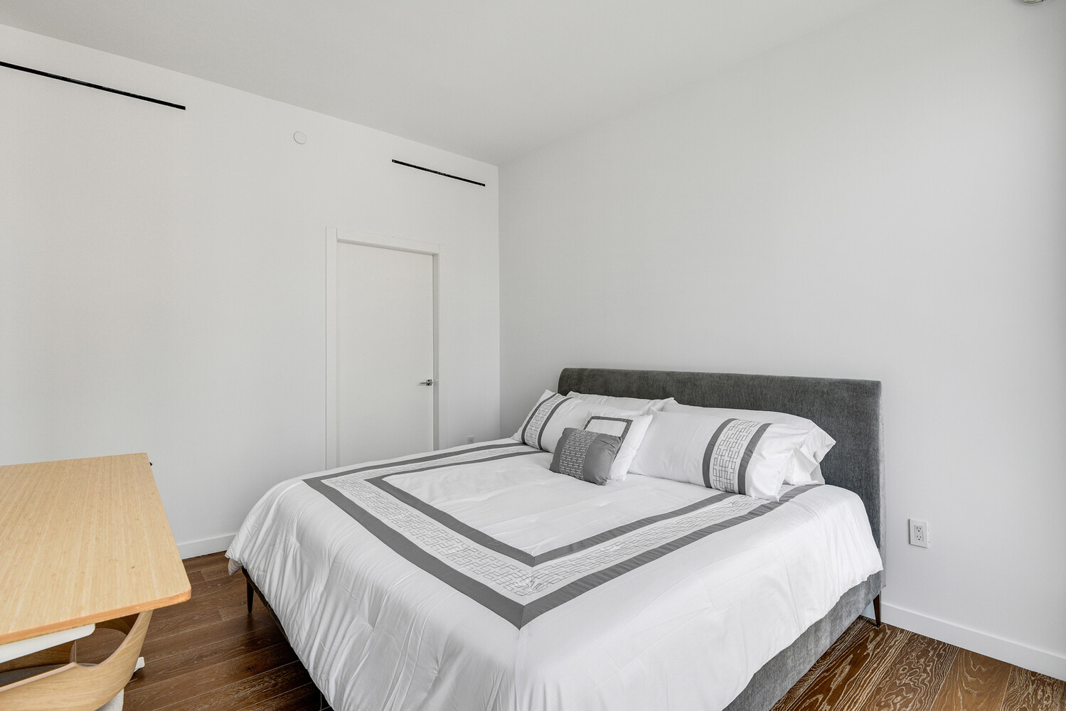 287 E HOUSTON Street 4B