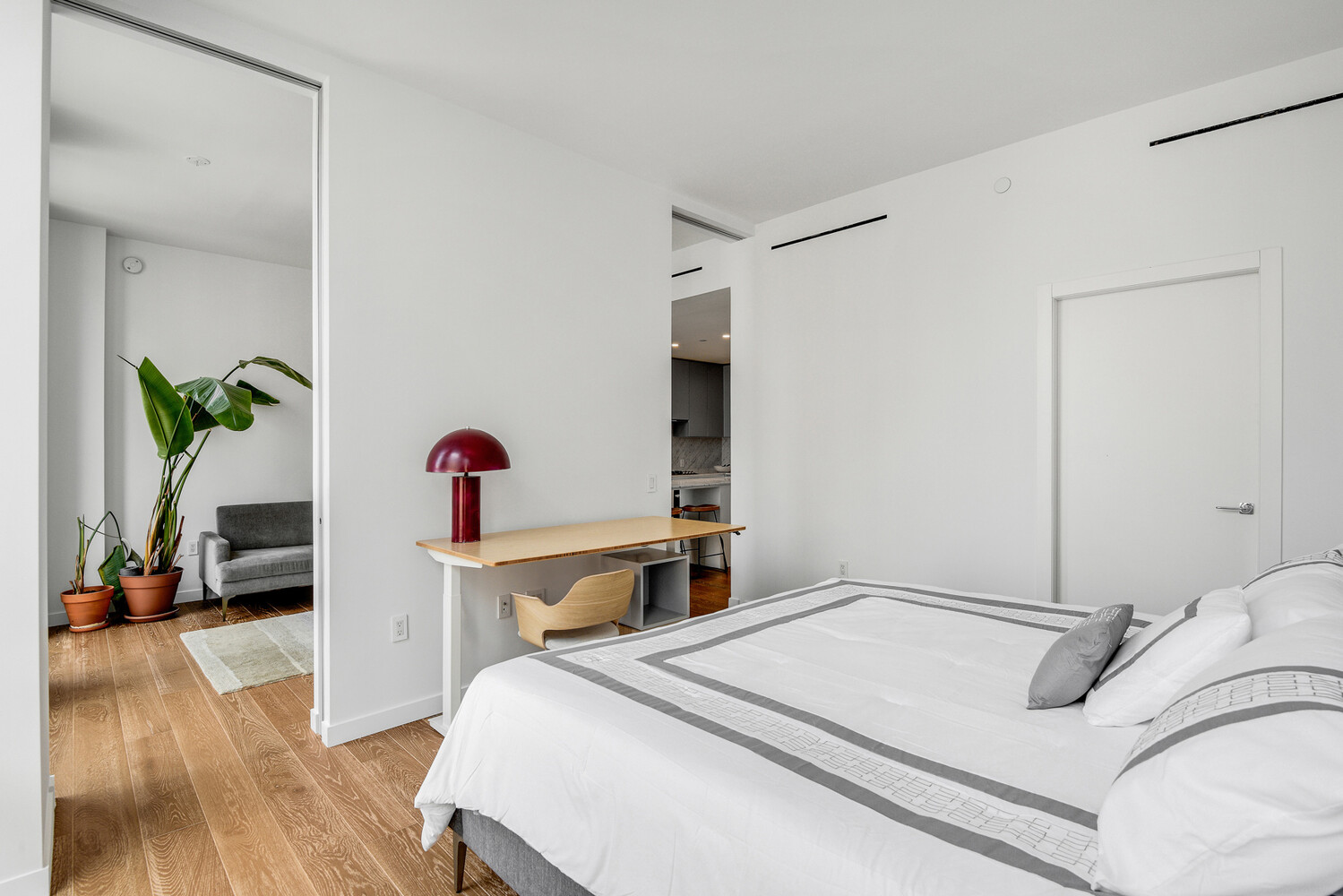 287 E HOUSTON Street 4B