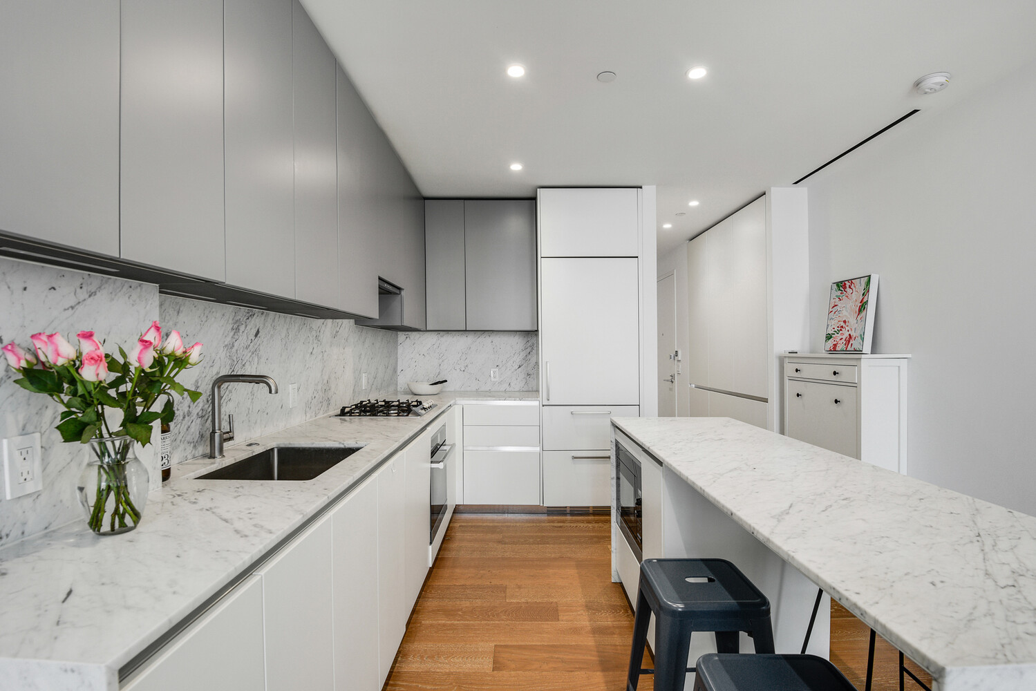 287 E HOUSTON Street 4B