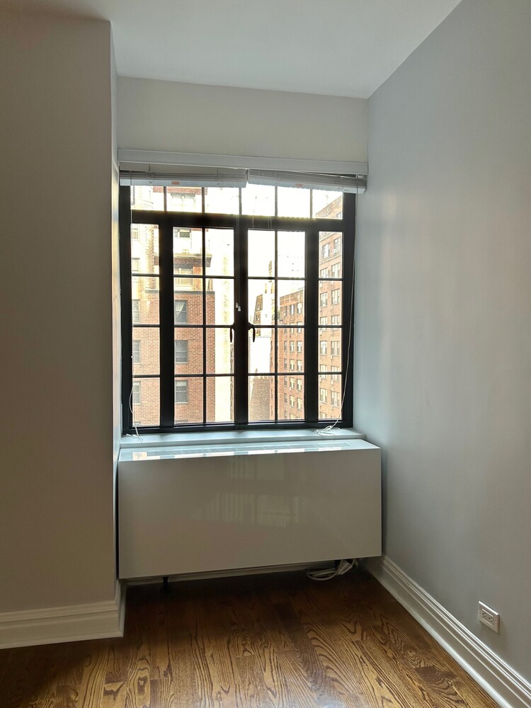5 TUDOR CITY Place 917