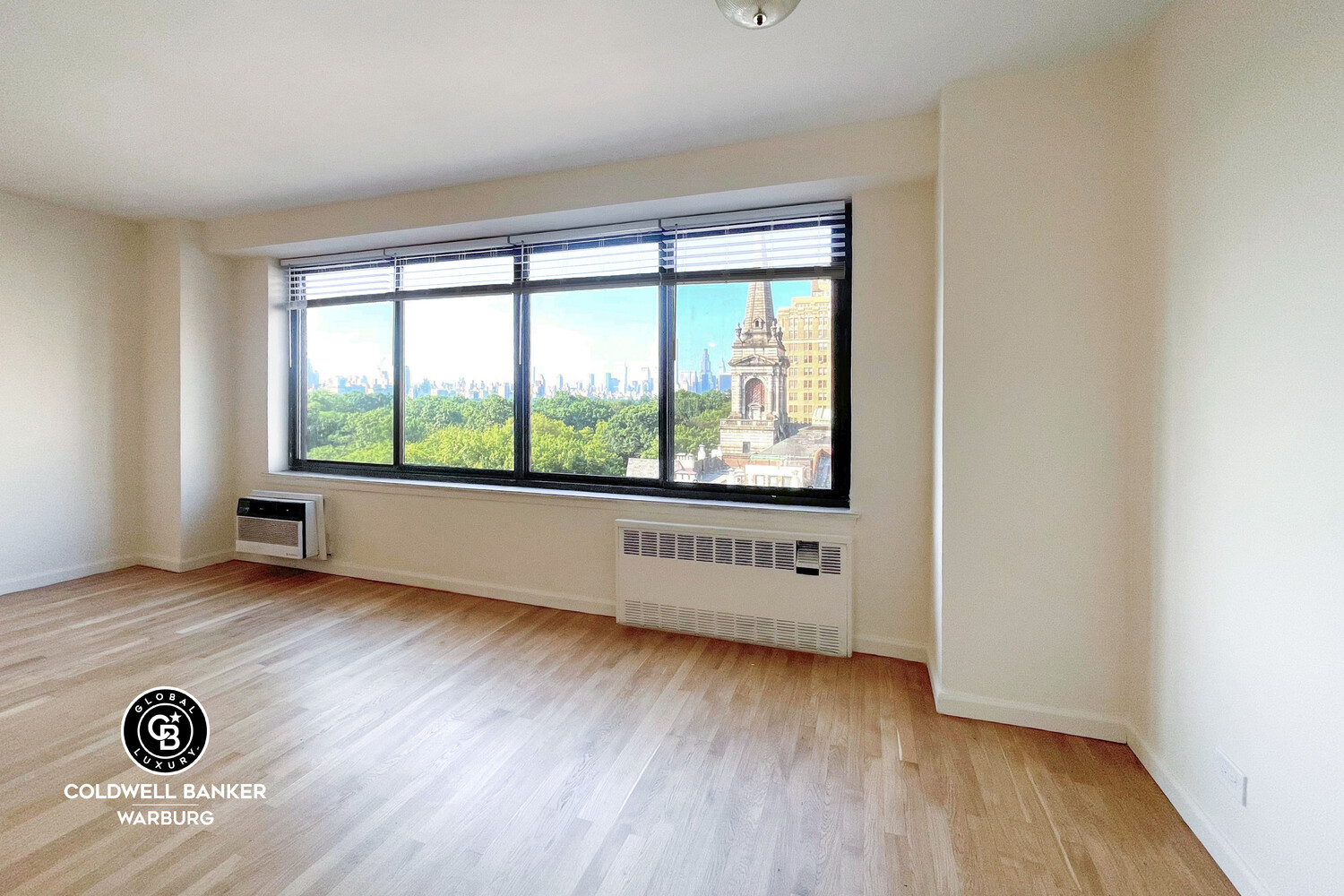 372 CENTRAL Park W 11E