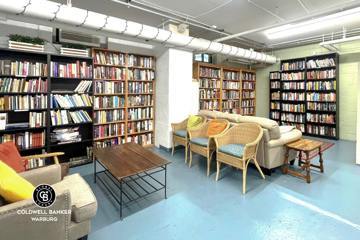 372 CENTRAL Park W 11E