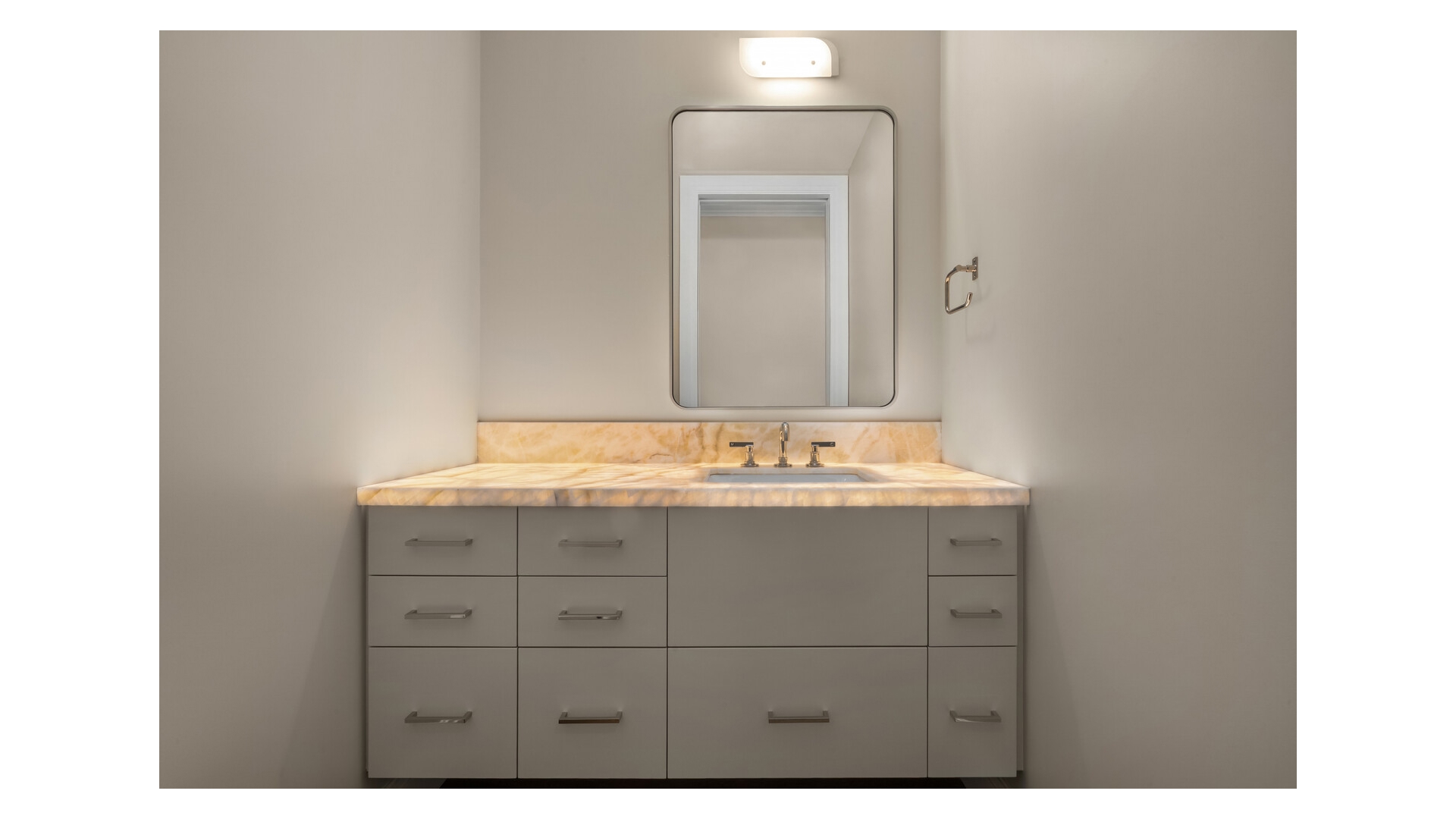 225 W 86TH Street 407
