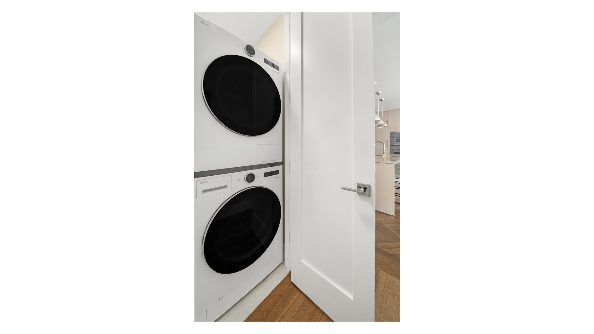 225 W 86TH Street 407
