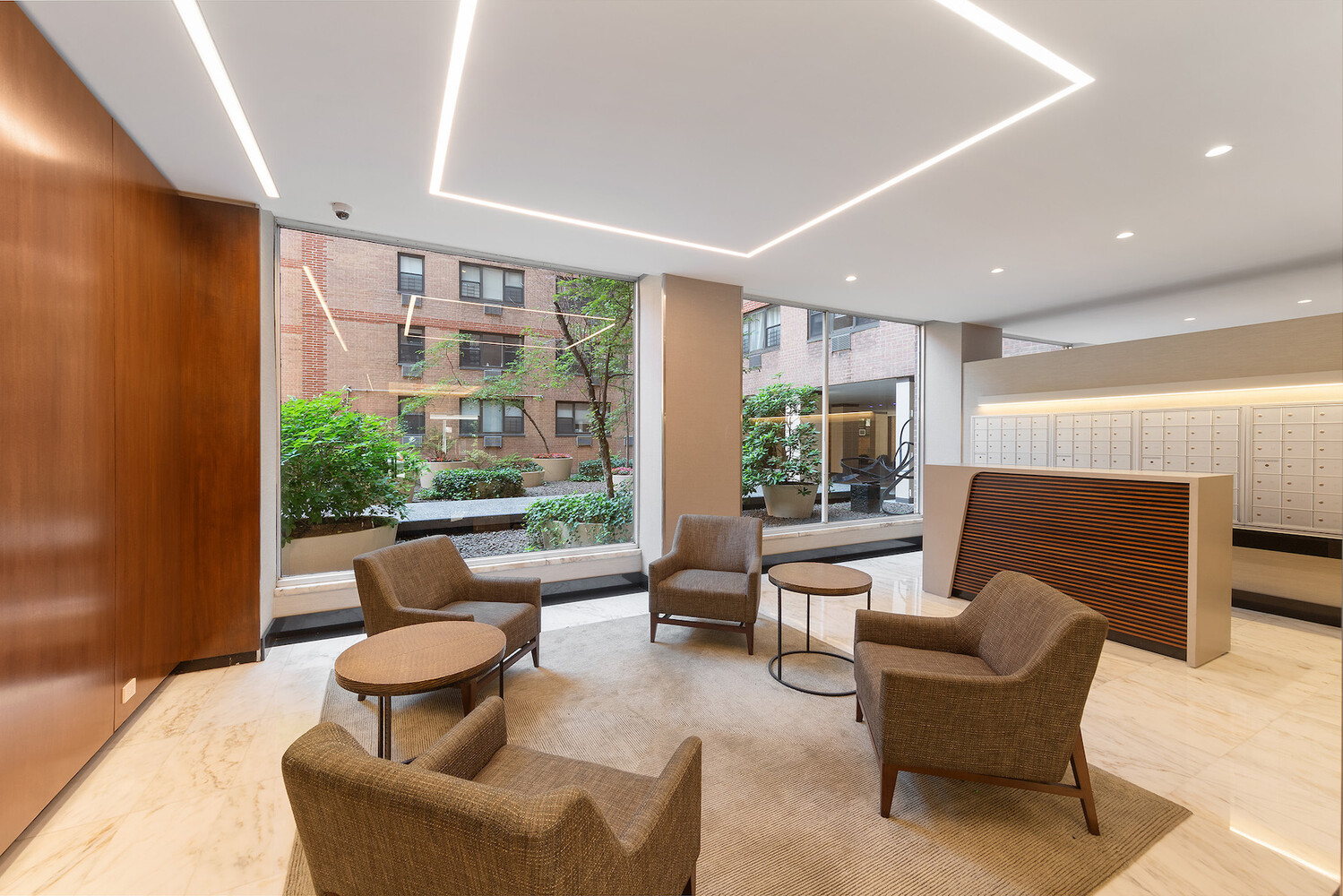 333 E 79TH Street 17O