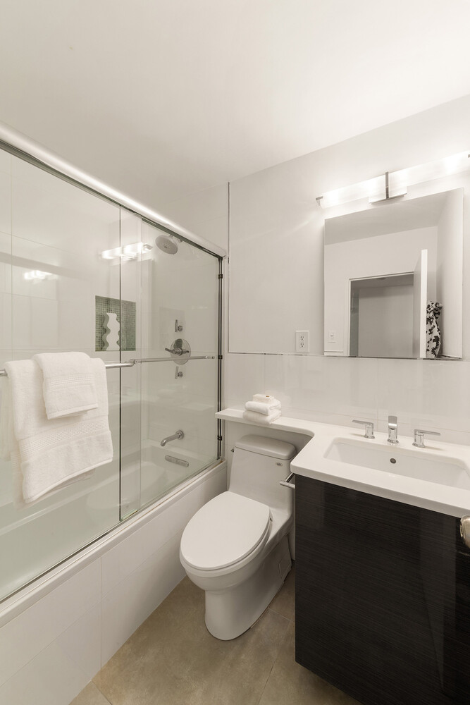 333 E 79TH Street 17O