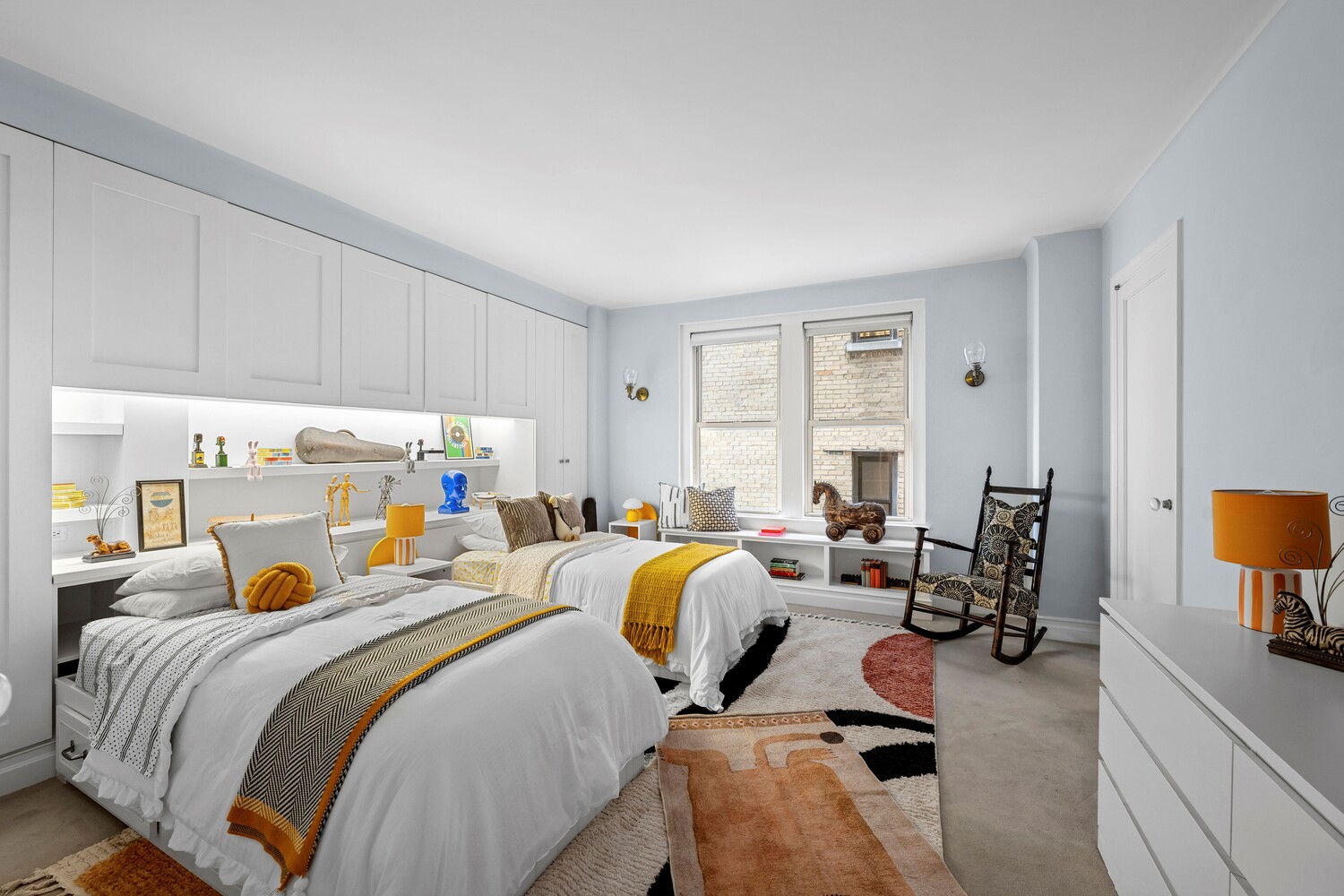 285 RIVERSIDE Drive 11G