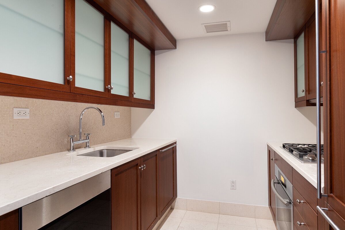 140 E 63RD Street 11B