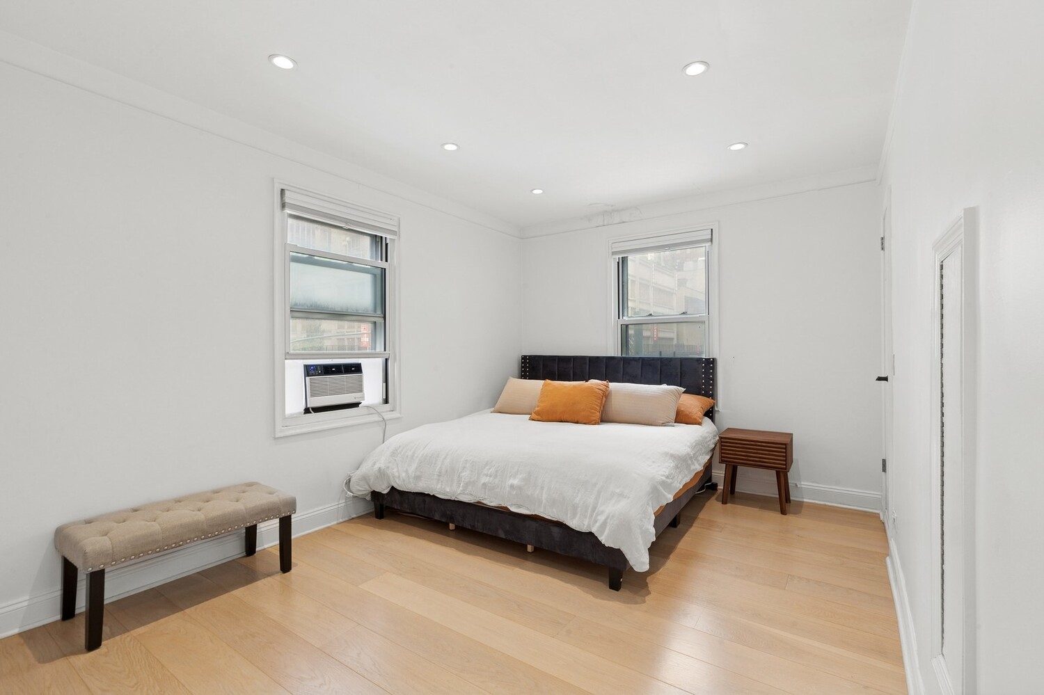 300 W 53RD Street 2E