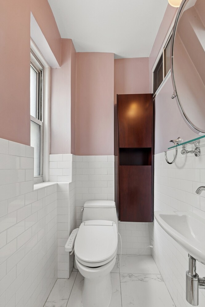 300 W 53RD Street 2E